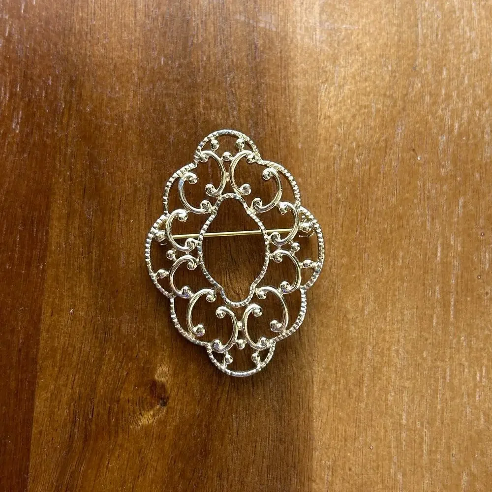 Vintage Gold Tone Openwork Filigree Brooch – Ornate Scrollwork Statement Pin